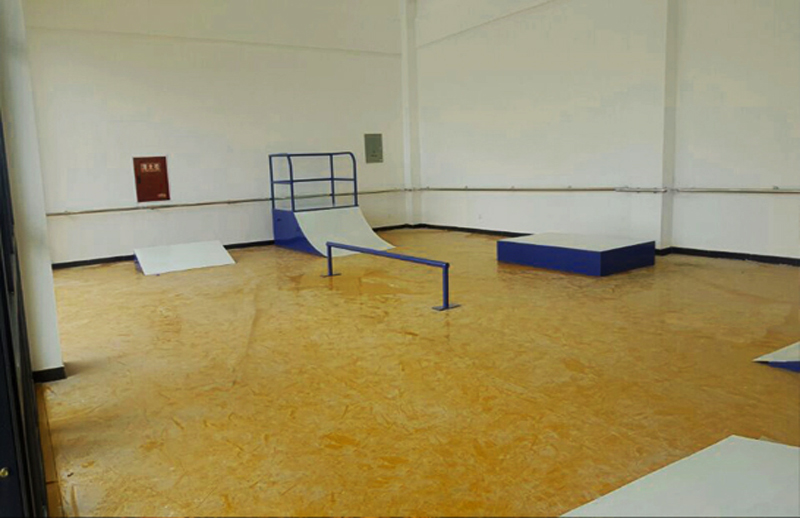 西藏山南地區(qū)兒童公園極限運(yùn)動(dòng)場(chǎng)