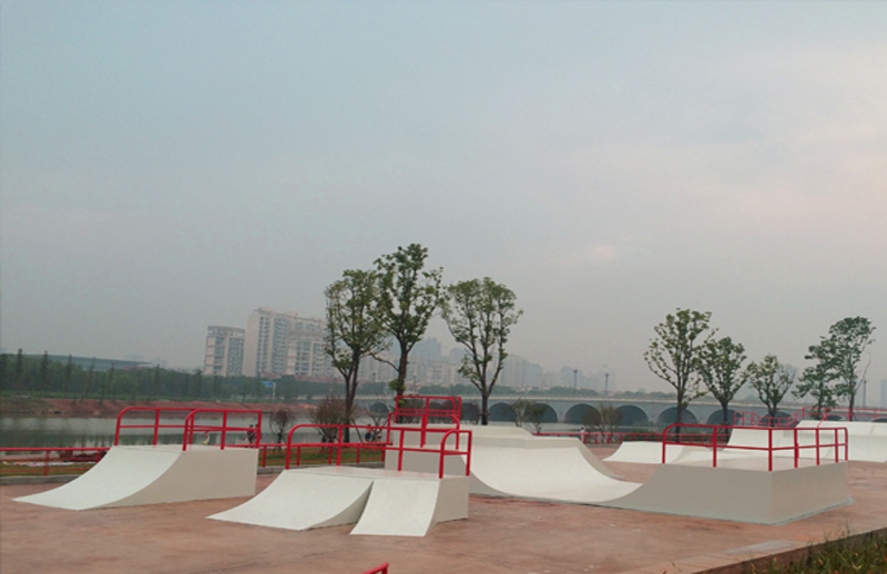 湖南省常德市穿紫河極限運(yùn)動(dòng)場(chǎng)