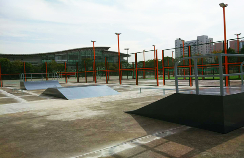 浙江金融職業(yè)學(xué)院極限運(yùn)動(dòng)場(chǎng)