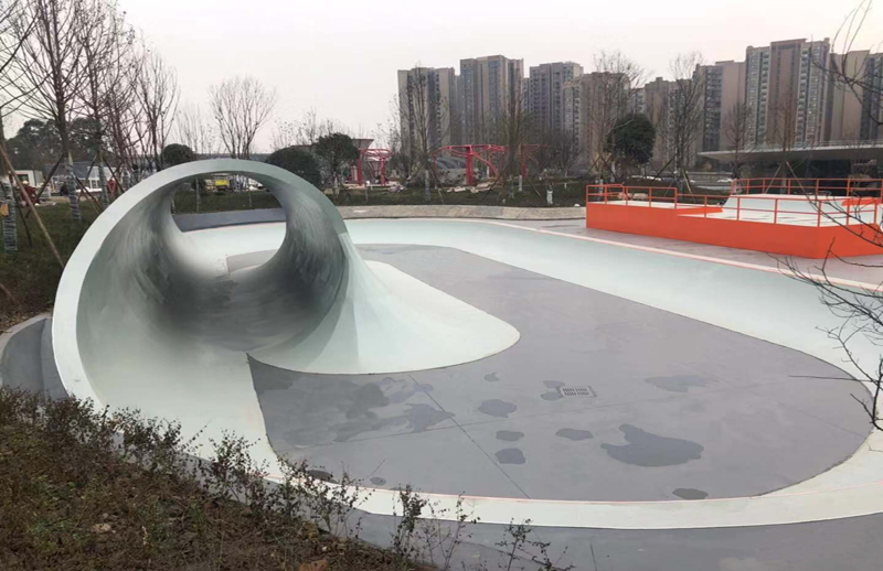 四川省成都市鳳凰山公園極限運(yùn)動(dòng)場(chǎng)(深碗池及360度圓管區(qū))