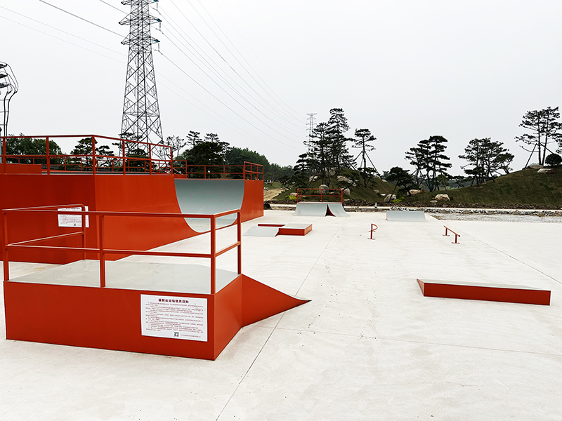 江蘇花王農(nóng)業(yè)科技有限公司極限運動場（初級訓(xùn)練區(qū)）